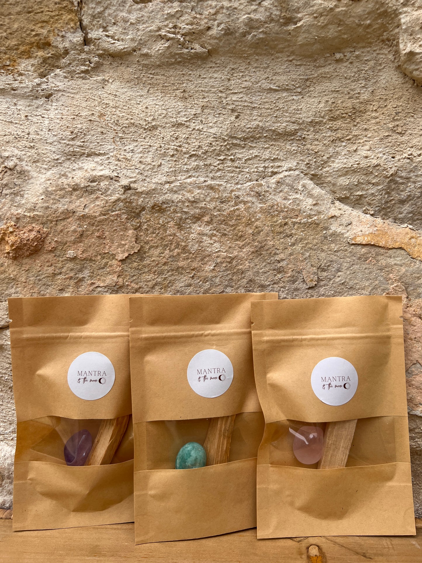 KIT DÉCOUVERTE AVEC PALO SANTO ET PIERRE ROULÉE