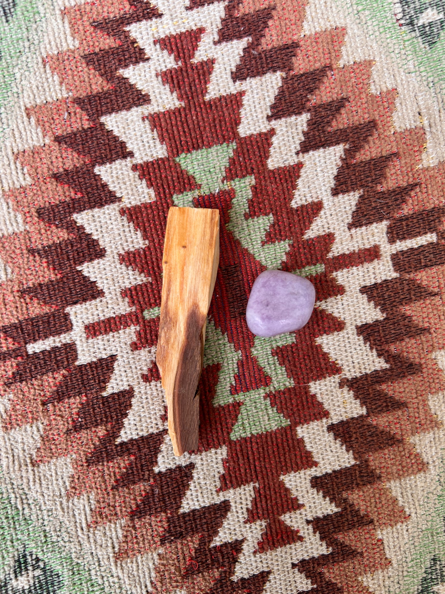 KIT DÉCOUVERTE AVEC PALO SANTO ET PIERRE ROULÉE
